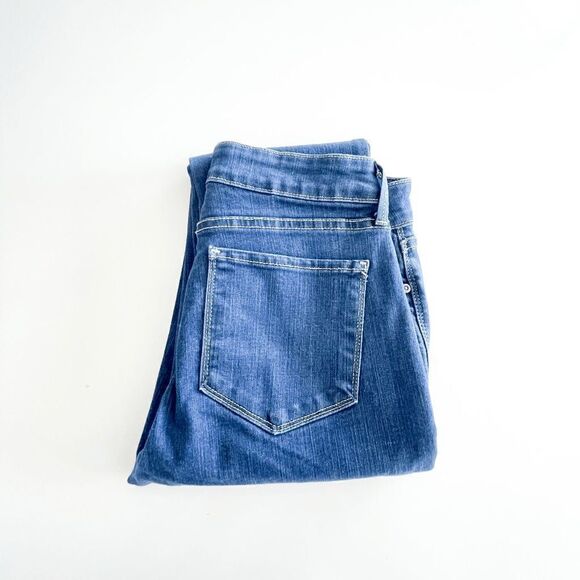 NYDJ Women Denim Jeans Slim Pants Blue Wash Size 6 Lift Tuck - Picture 5 of 9